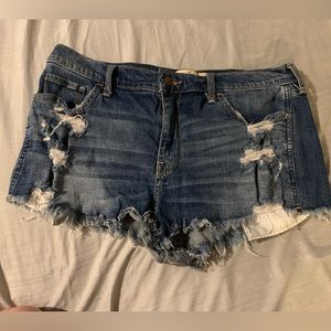 Women’s Hollister Shorts. High Rise but short-shorts. Size 15/32w.